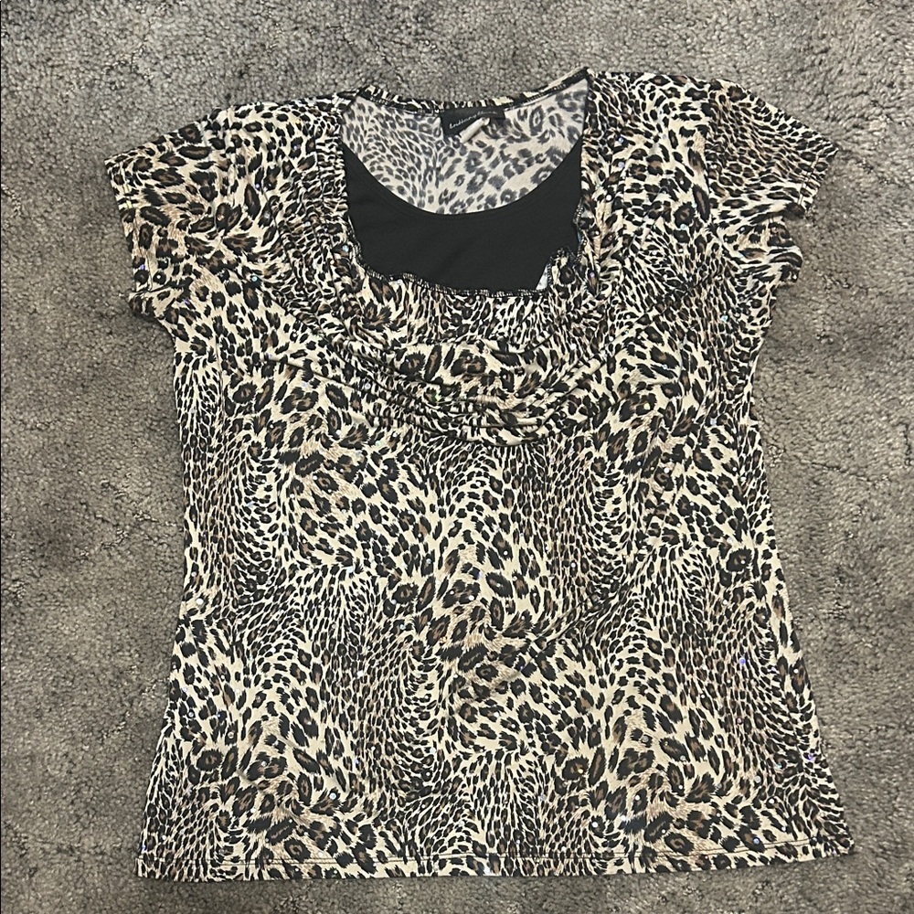 Brittany Black Leopard Print Short Sleeve Top
